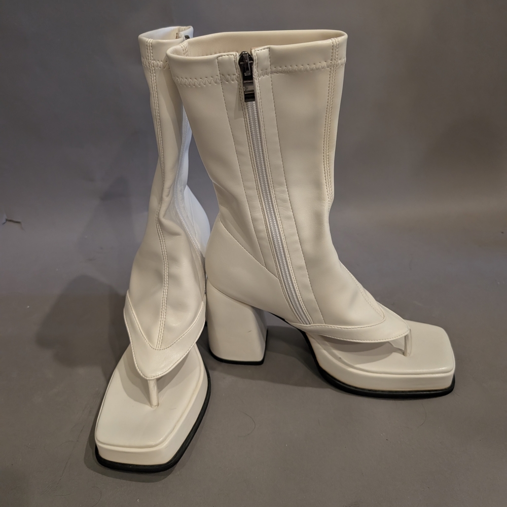 White Square-Toe Thong Block Heel Mid-Calf Boots